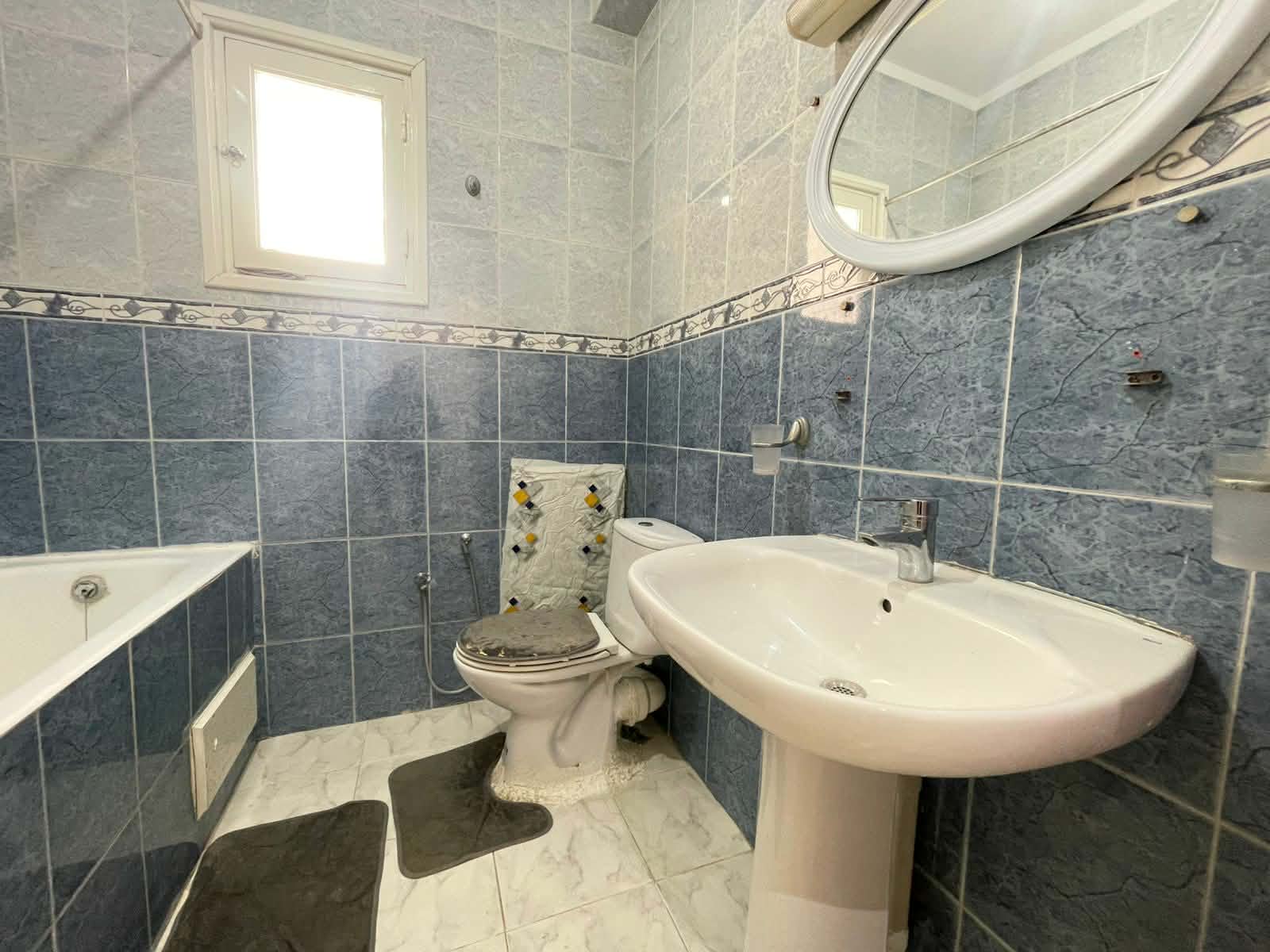 623186921_2006644596564988_1100117793293657872_n