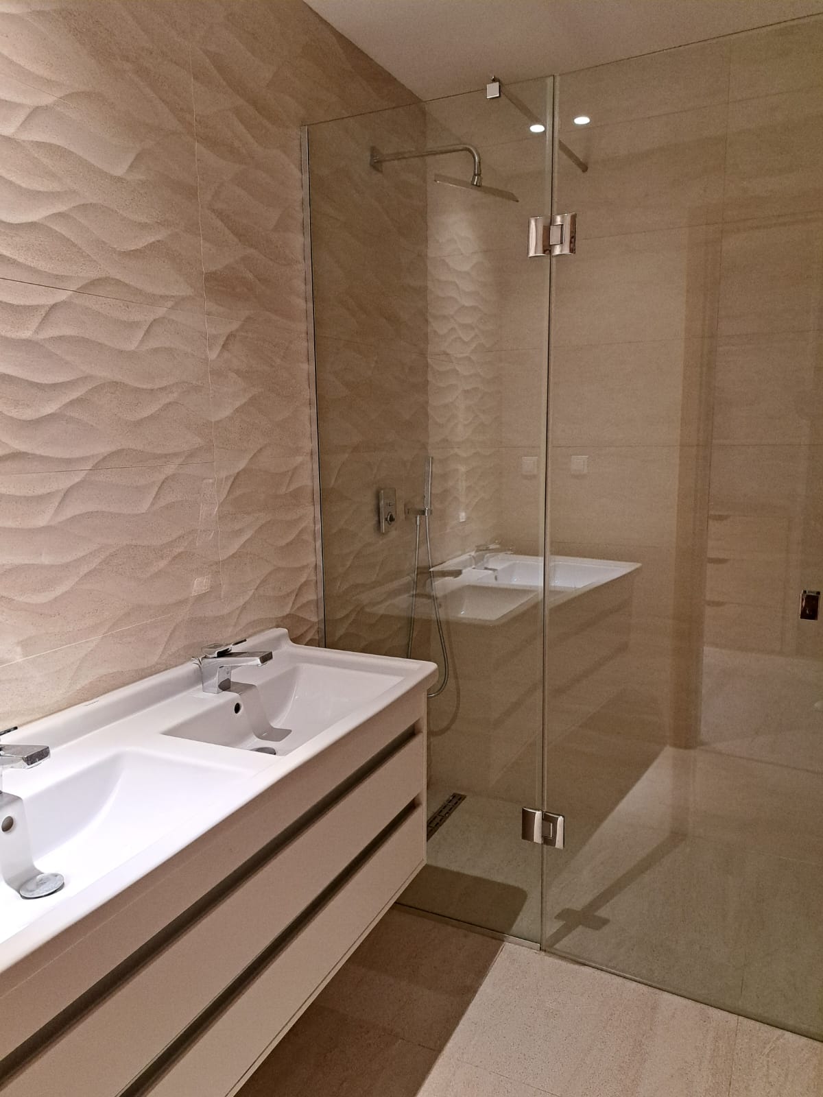 WhatsApp Image 2025-02-12 at 10.34.36