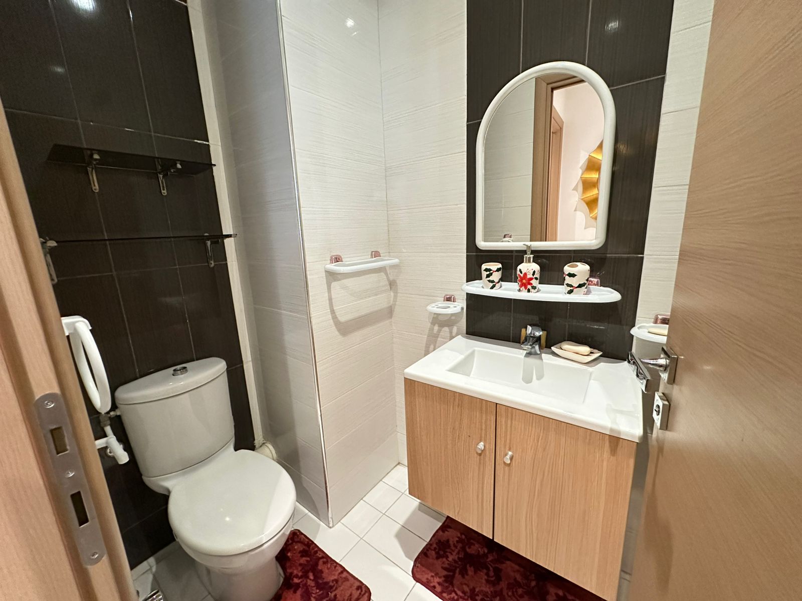 WhatsApp Image 2026-02-09 at 17.05.16 (1)