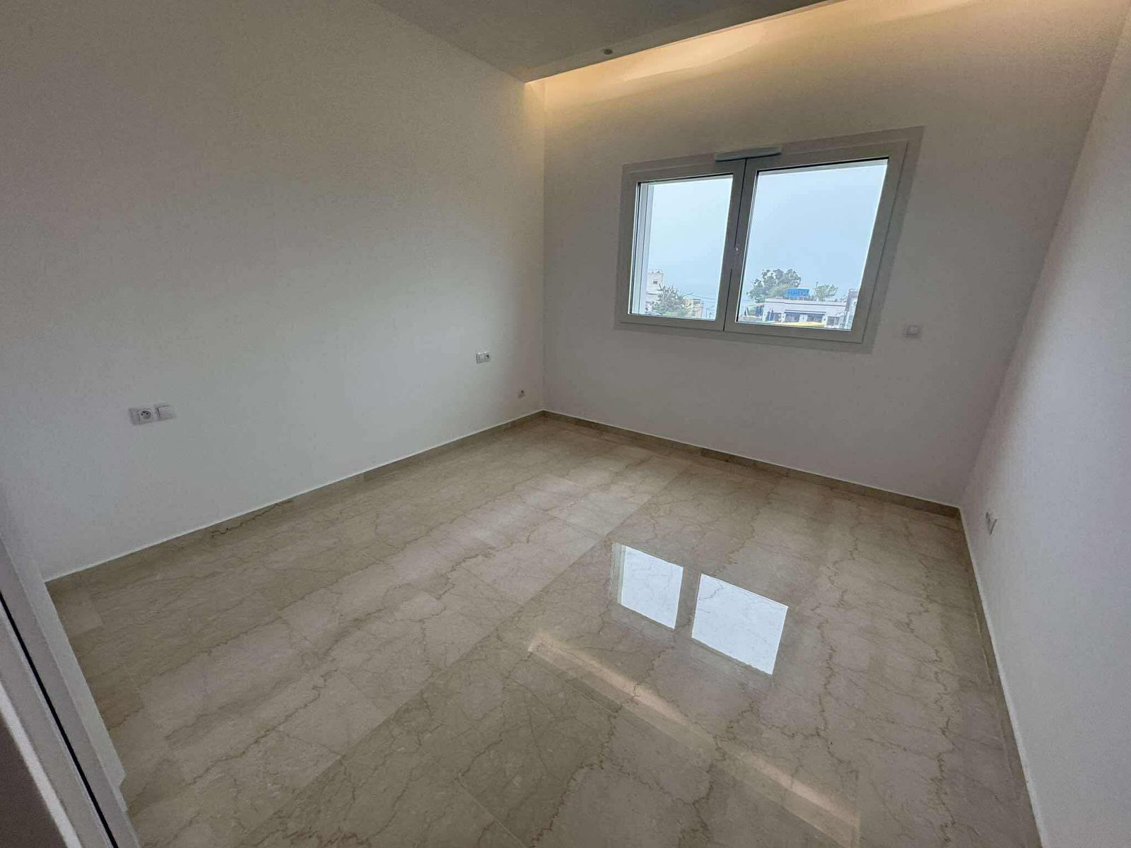 b00a9669-1db8-49f7-bade-28f39fda58e7