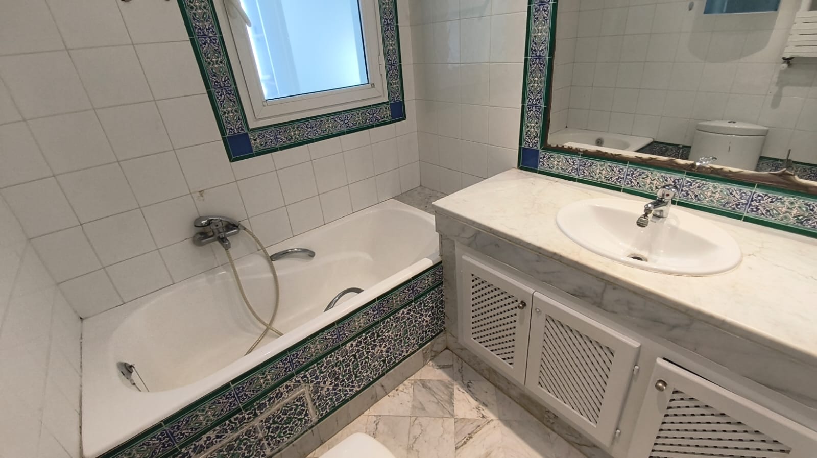 dd0bfff2-fbb3-45fe-a890-a7e9ec045a37