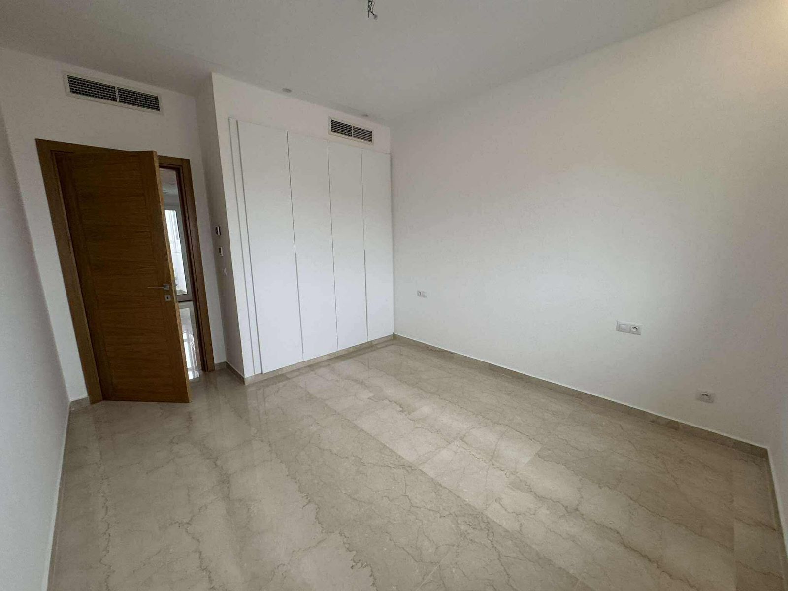 fbe1f13a-ab64-4d4f-b50b-04f23a340833