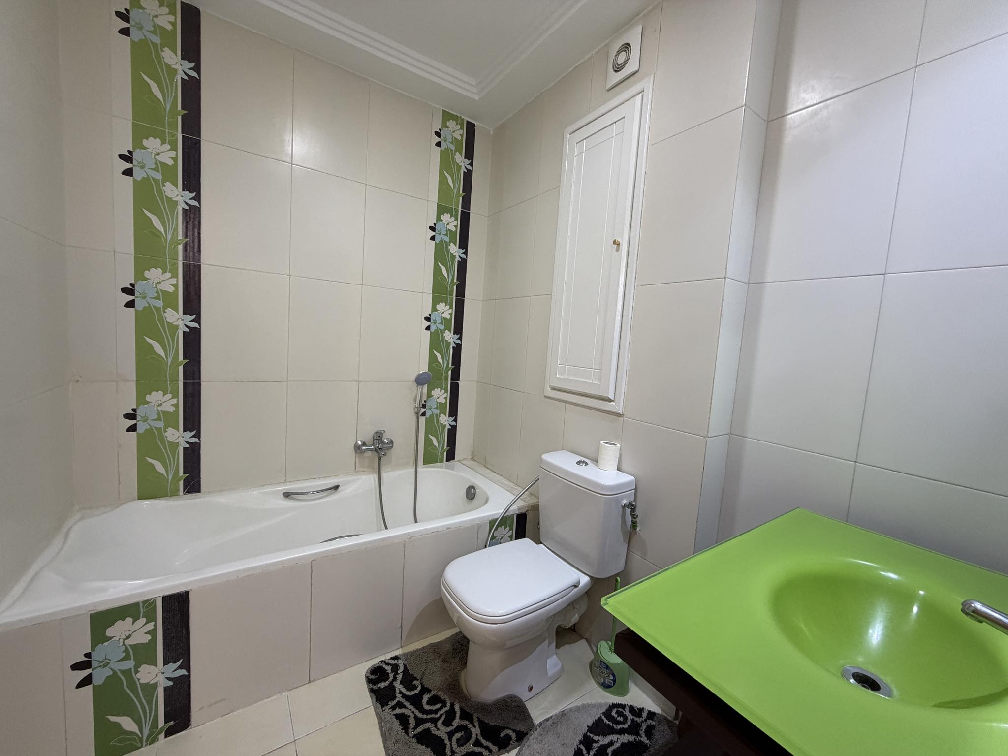 636632930_2104368160298784_3588334908789224871_n