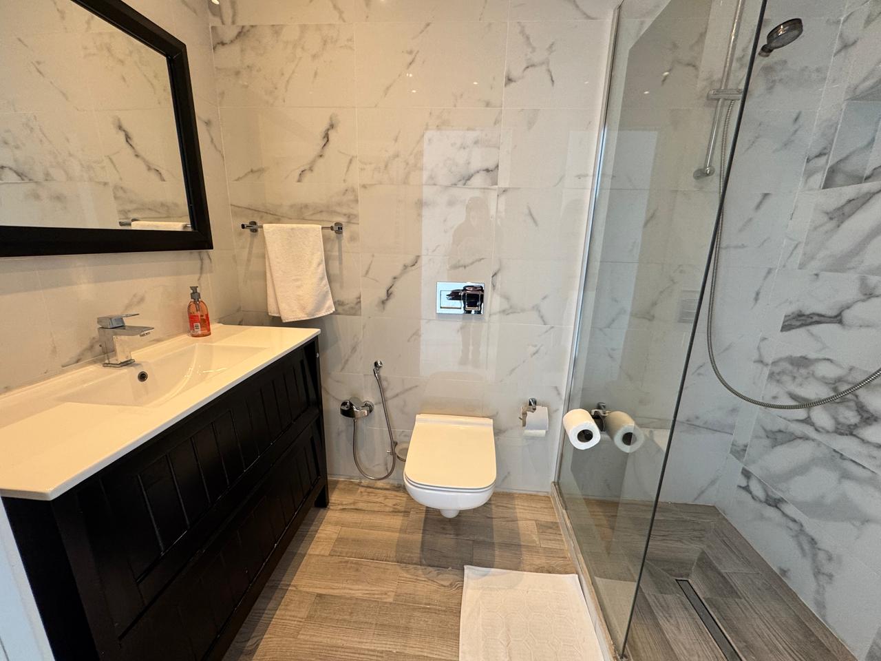 c3447f27-b0ac-4325-b033-ae65e4f2ac94